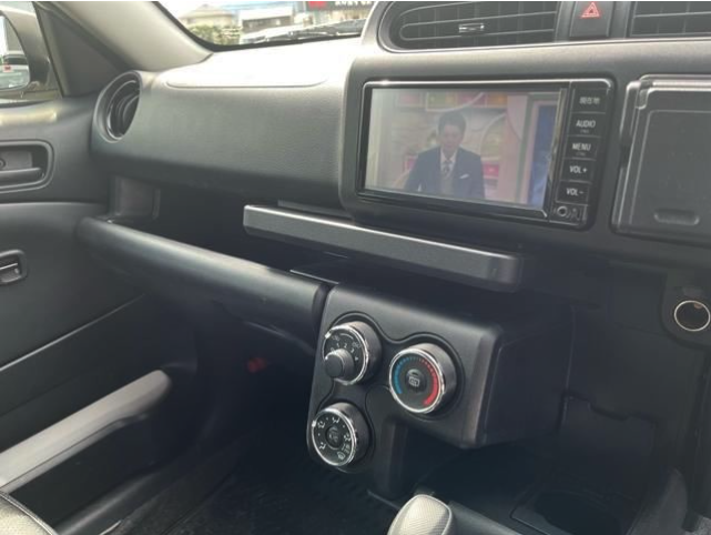 TOYOTA SUCCEED 2018