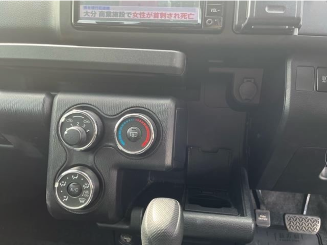 TOYOTA SUCCEED 2018