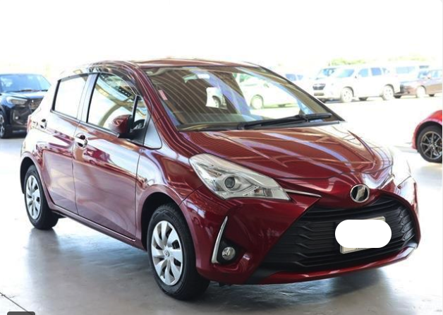 TOYOTA VITZ 2019