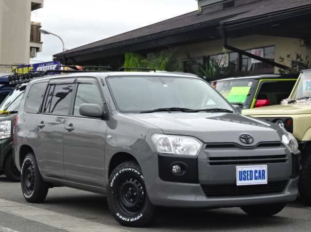 TOYOTA SUCCEED 2016
