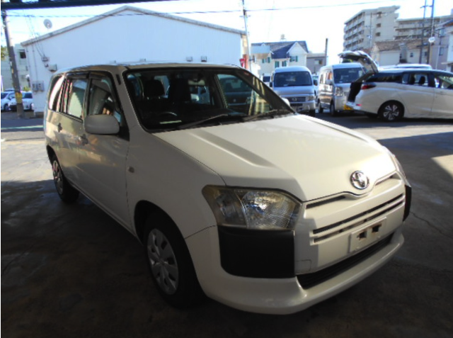 TOYOTA SUCCEED 2016