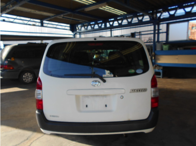TOYOTA SUCCEED 2016