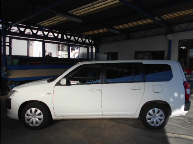 TOYOTA SUCCEED 2016
