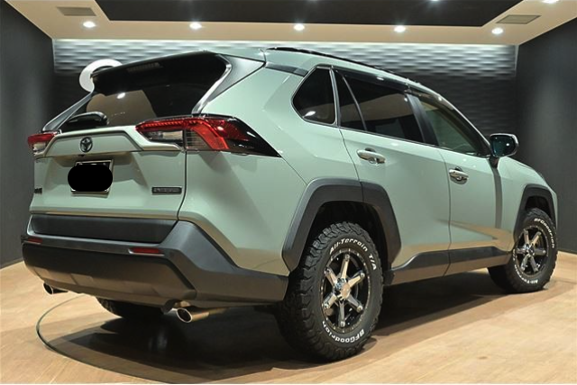 TOYOTA RAV4 2021