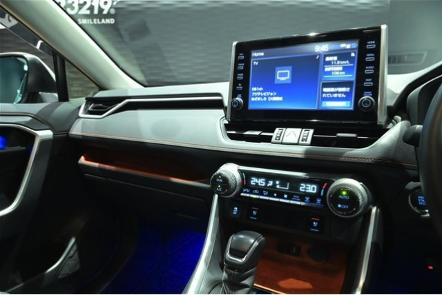 TOYOTA RAV4 2021