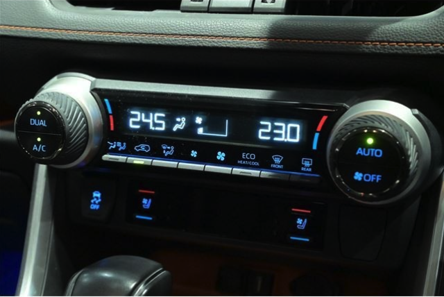 TOYOTA RAV4 2021