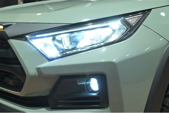 TOYOTA RAV4 2021