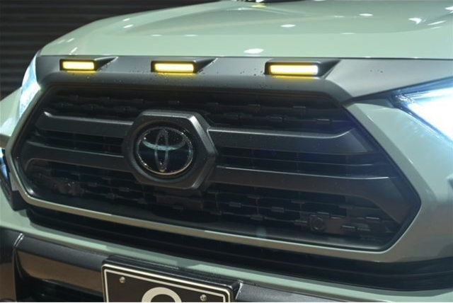 TOYOTA RAV4 2021