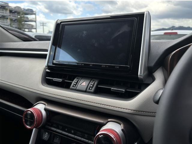 TOYOTA RAV4 2021