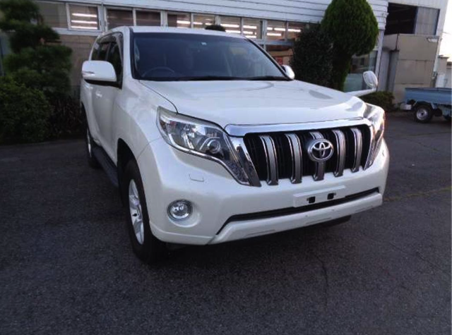 TOYOTA LANDCRUISER PRADO 2016