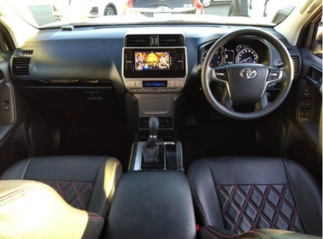 TOYOTA LANDCRUISER PRADO 2018