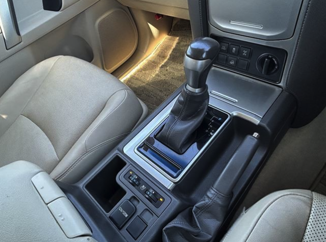 TOYOTA LANDCRUISER PRADO 2018