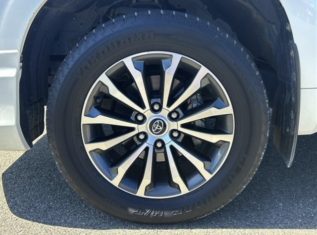 TOYOTA LANDCRUISER PRADO 2018