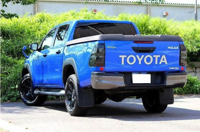 TOYOTA HILUX 2019