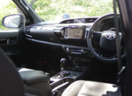 TOYOTA HILUX 2019