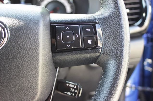 TOYOTA HILUX 2019