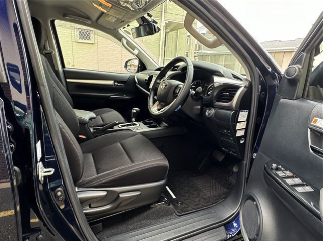 TOYOTA HILUX 2021