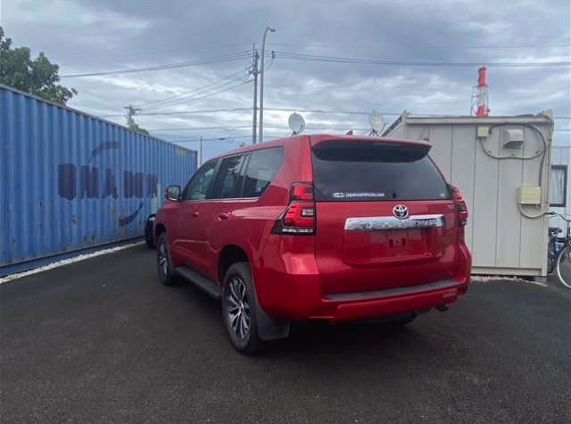 TOYOTA LANDCRUISER PRADO 2019
