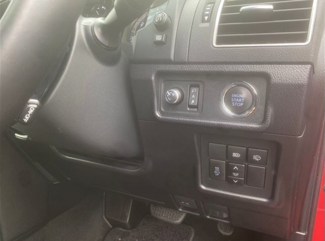 TOYOTA LANDCRUISER PRADO 2019