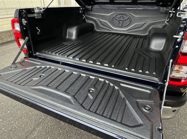 TOYOTA HILUX 2021