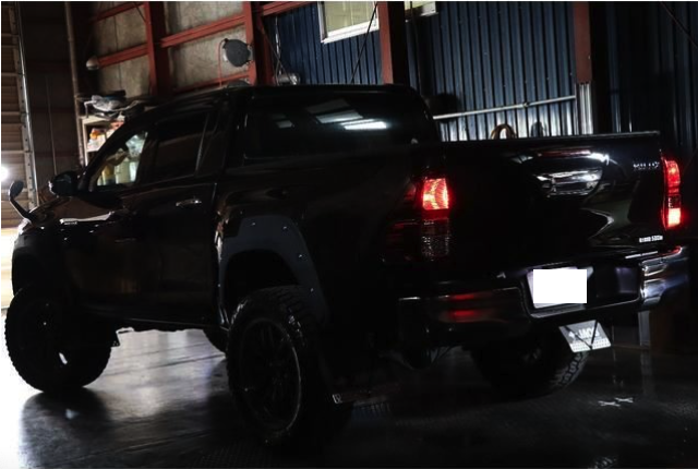 TOYOTA HILUX 2018
