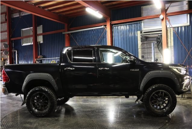 TOYOTA HILUX 2018