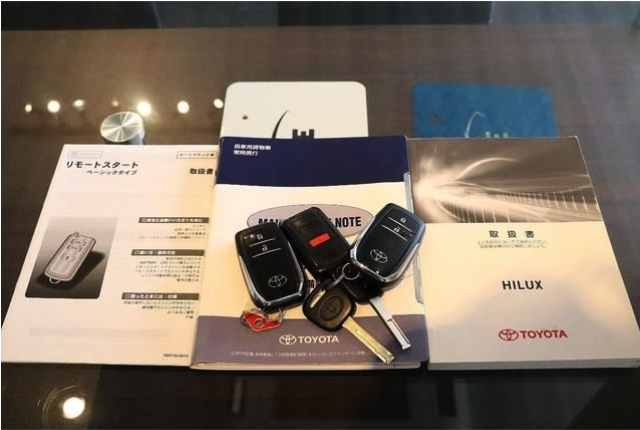 TOYOTA HILUX 2018