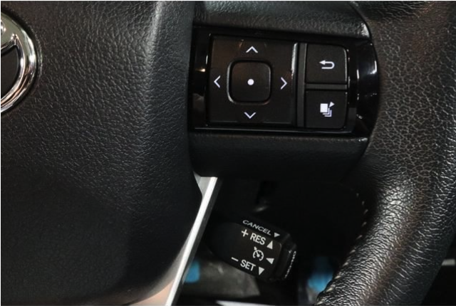 TOYOTA HILUX 2018