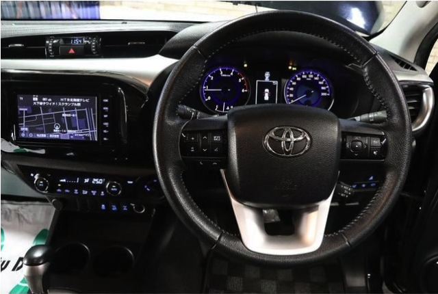 TOYOTA HILUX 2018