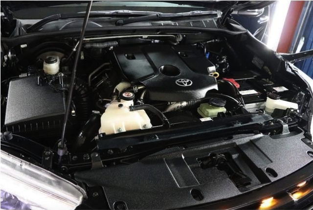 TOYOTA HILUX 2018