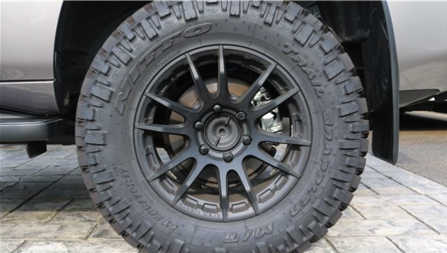 TOYOTA LANDCRUISER PRADO 2023