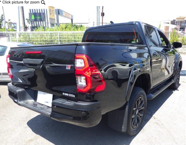 TOYOTA HILUX 2024 GR