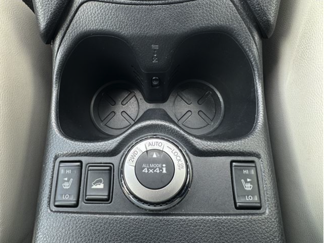 NISSAN X TRAIL 2016