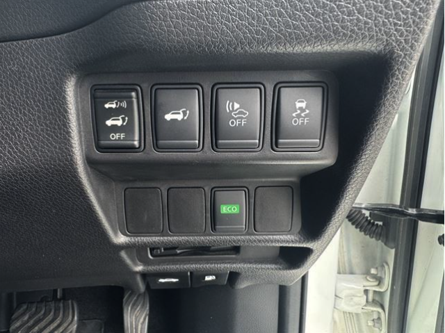 NISSAN X TRAIL 2016