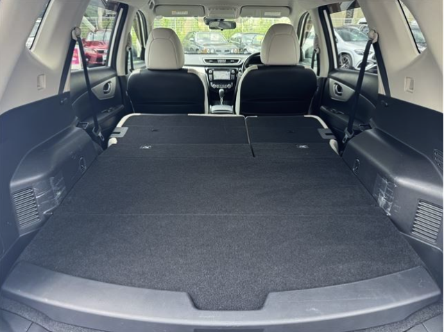 NISSAN X TRAIL 2016