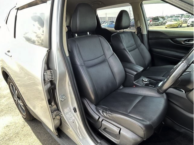 NISSAN X-TRAIL 2018