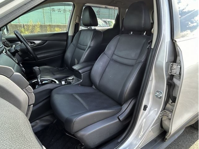 NISSAN X-TRAIL 2018