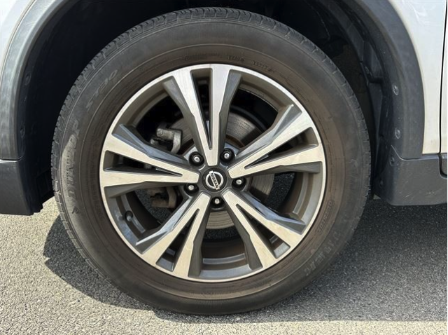 NISSAN X-TRAIL 2018