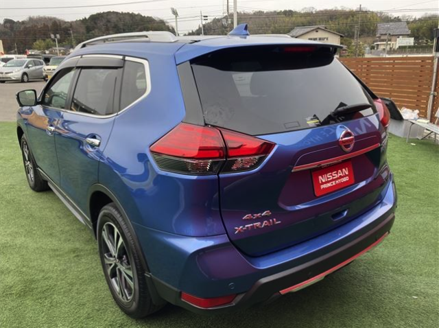 NISSAN X-TRAIL 2018