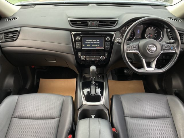 NISSAN X-TRAIL 2018
