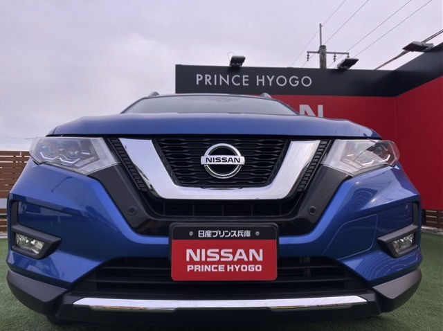 NISSAN X-TRAIL 2018