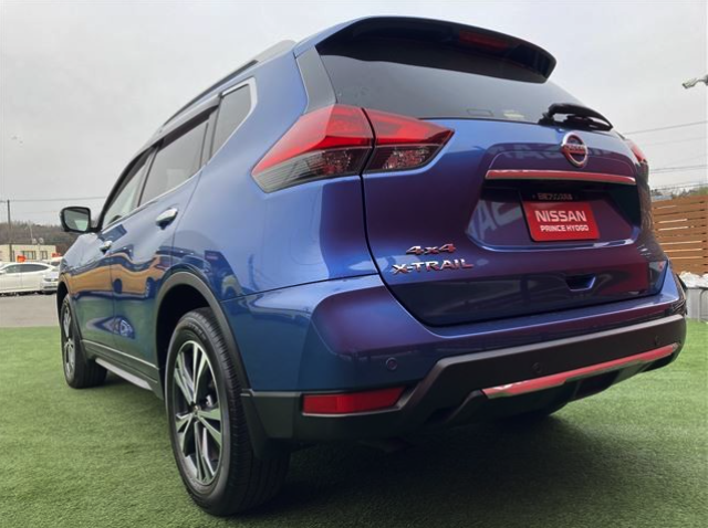 NISSAN X-TRAIL 2018