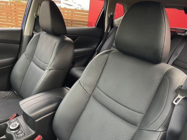 NISSAN X-TRAIL 2018
