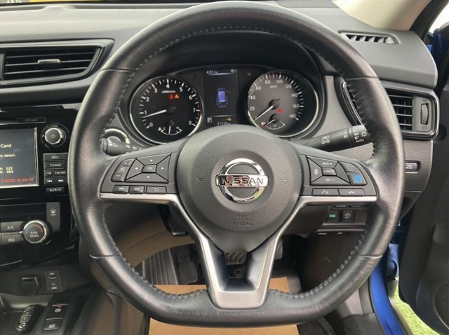 NISSAN X-TRAIL 2018
