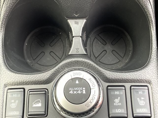 NISSAN X-TRAIL 2018