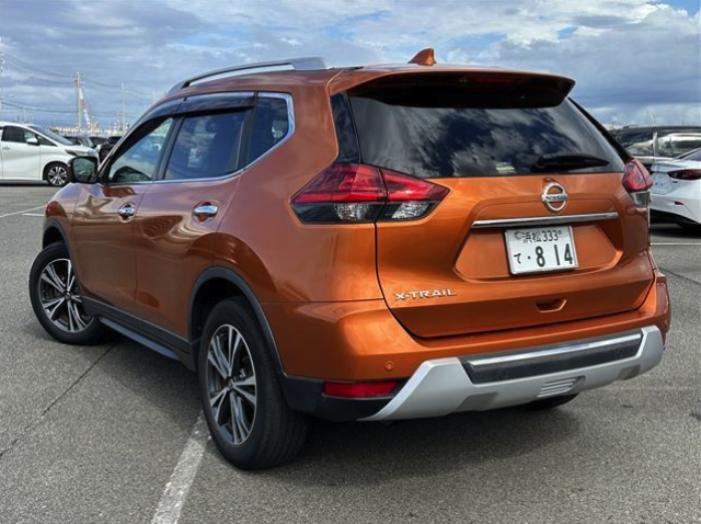 NISSAN X-TRAIL 2018