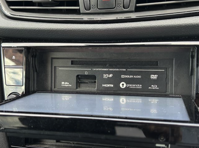 NISSAN X-TRAIL 2018