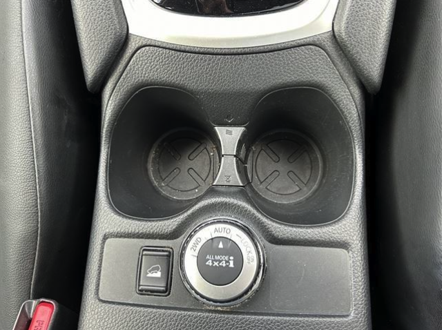 NISSAN X-TRAIL 2018
