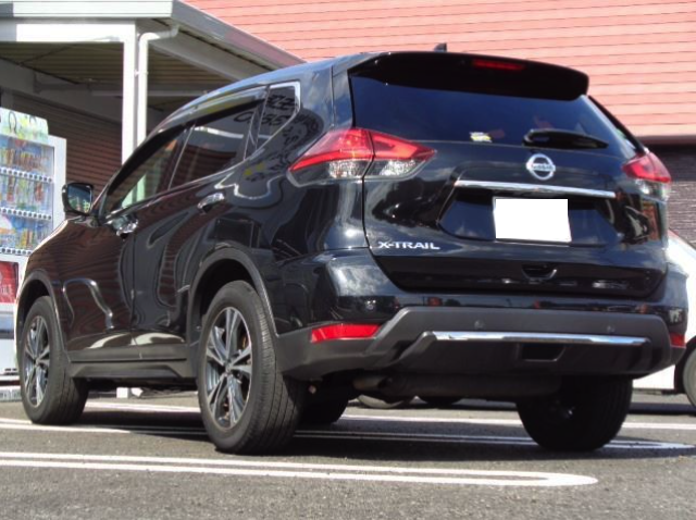 NISSAN X-TRAIL 2018