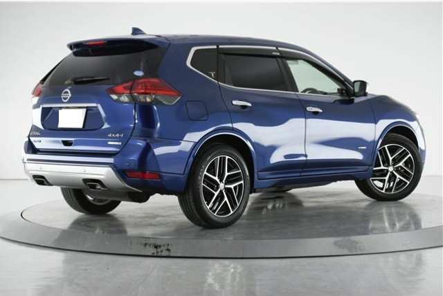 NISSAN X-TRAIL 2019